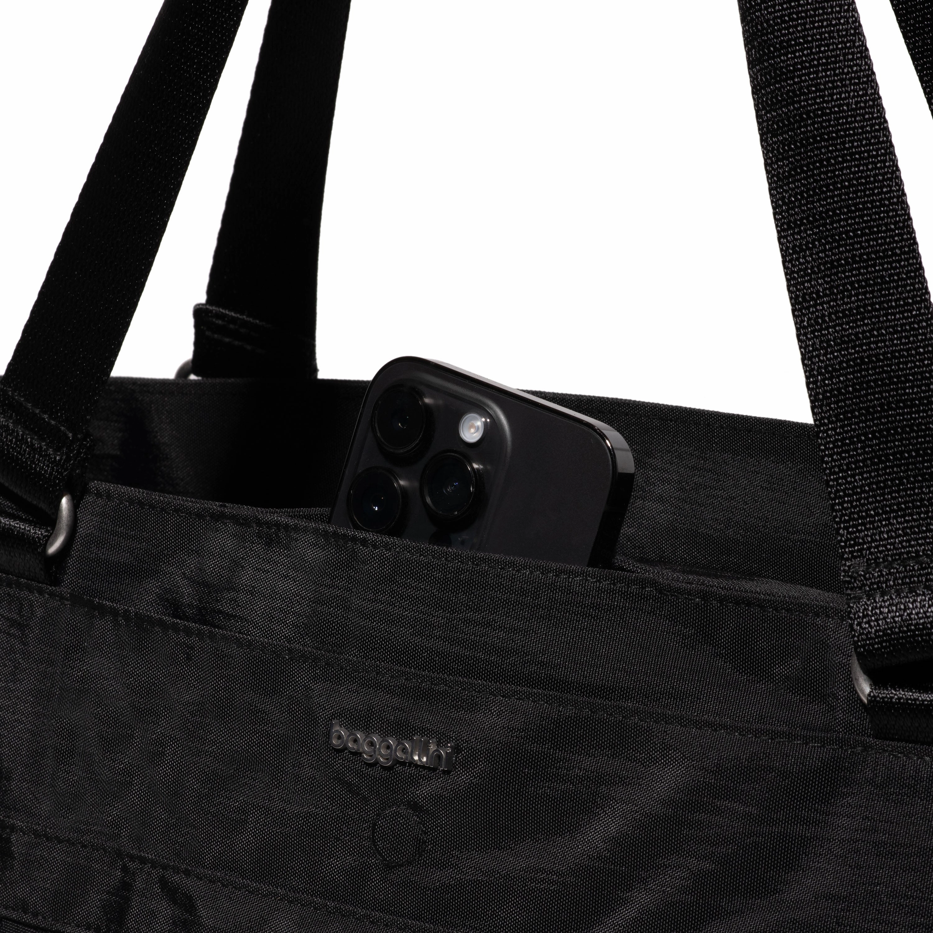 baggallini Modern Avenue Tote with Wristlet