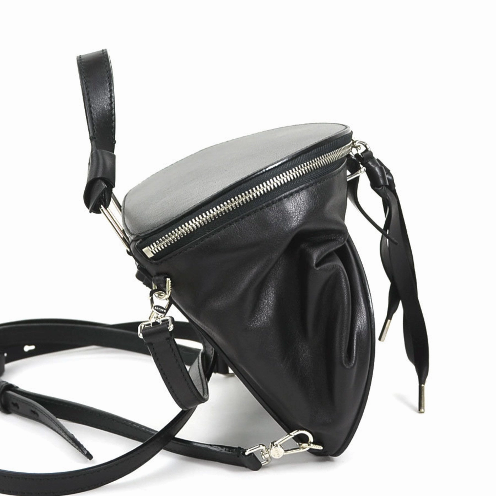 Bally  Leather Backpack (Pre-Owned)