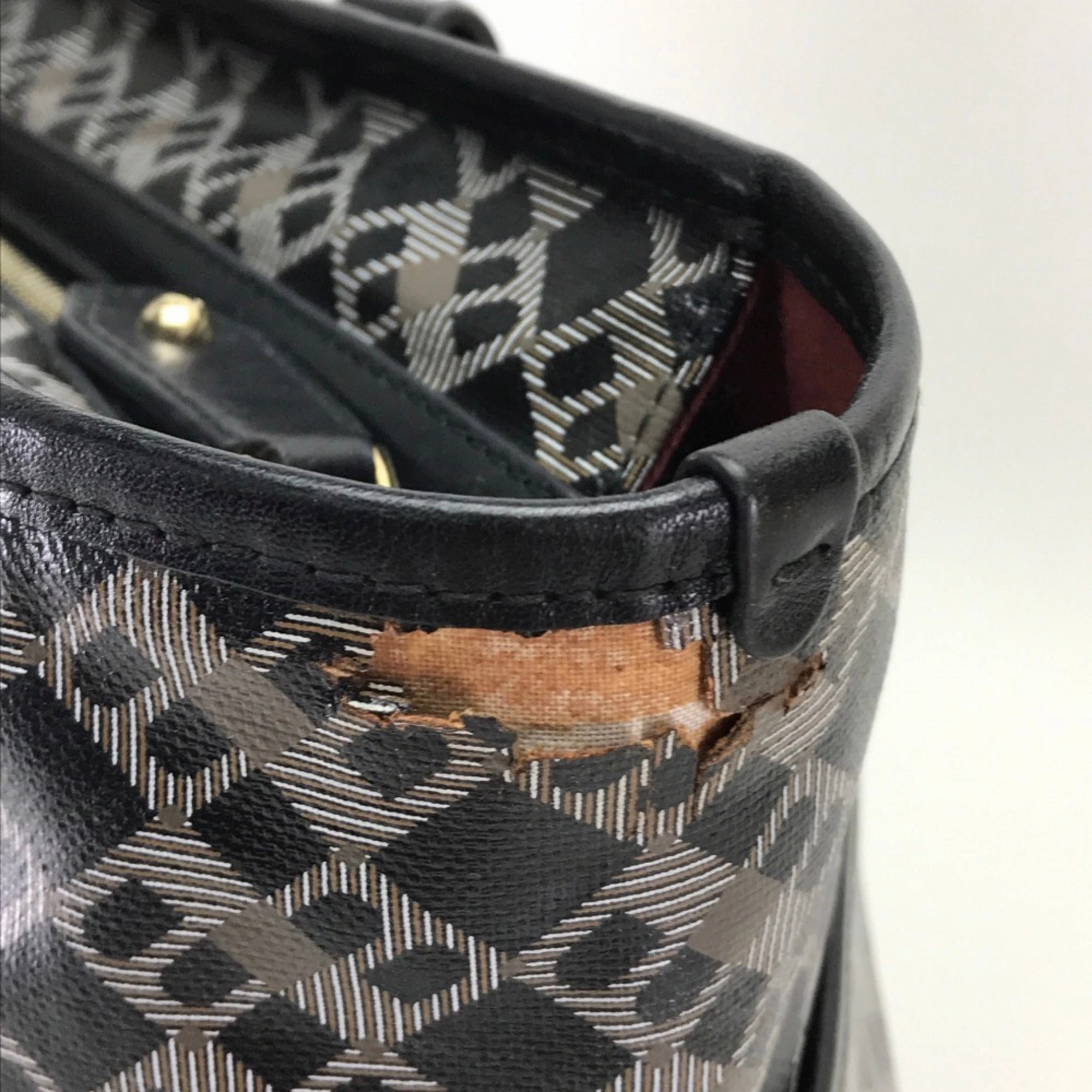 Bally  Other Tote Bag (Pre-Owned)