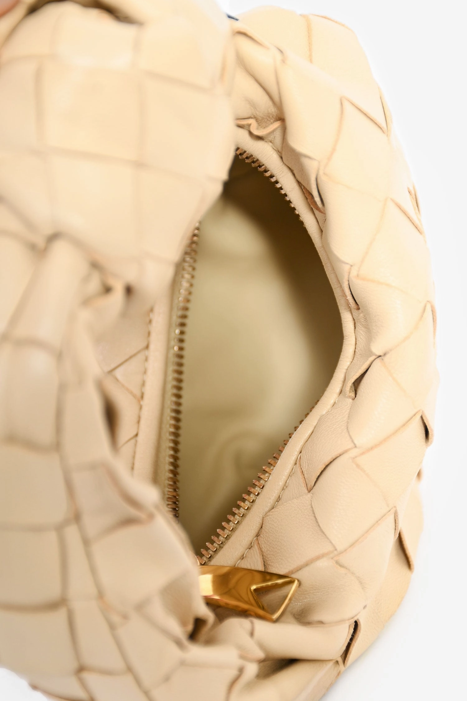 Bottega Veneta Beige Intrecciato Candy Jodie Bag