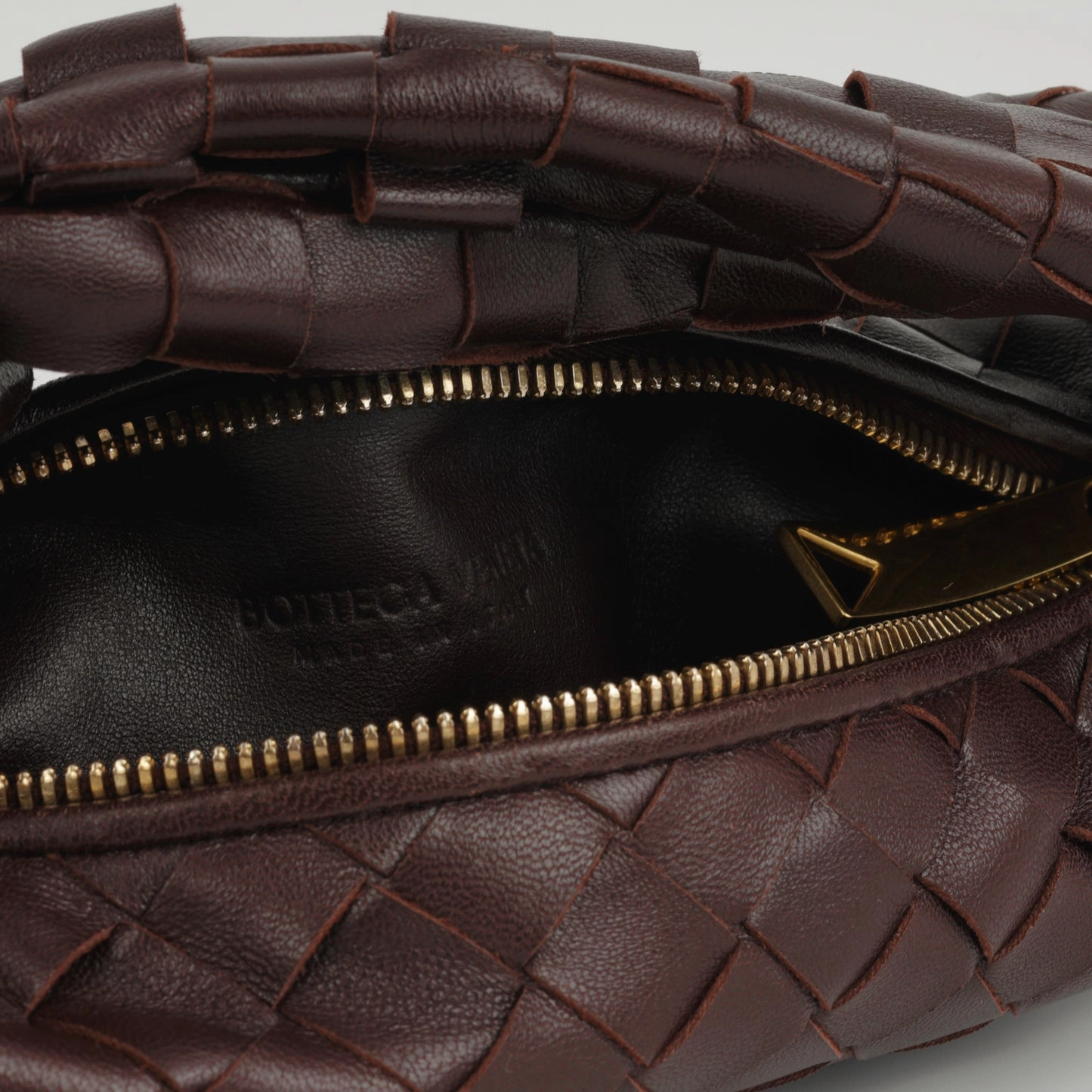 Bottega Veneta Bottega Veneta - Mini Jodie - Madder Brown Intrecciato GHW - Pre-Loved