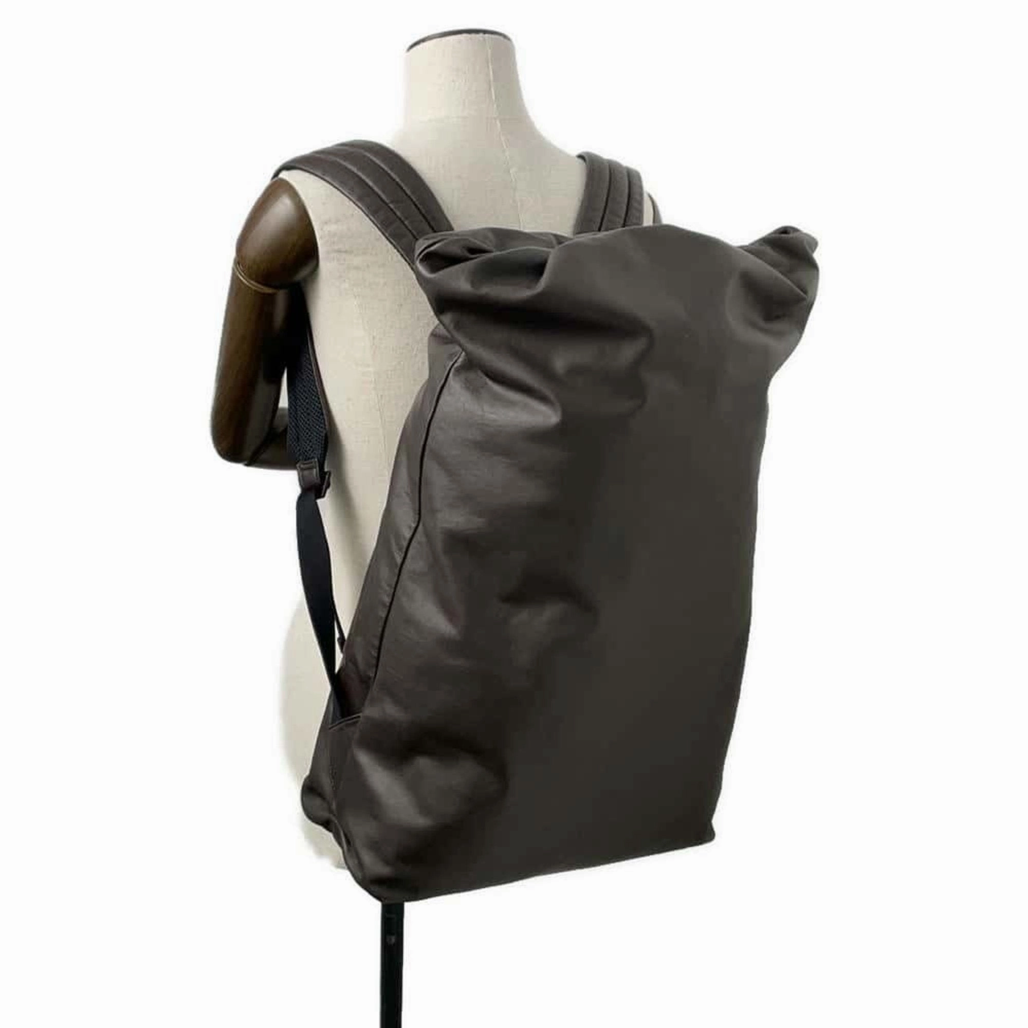 Bottega Veneta  Leather Backpack (Pre-Owned)
