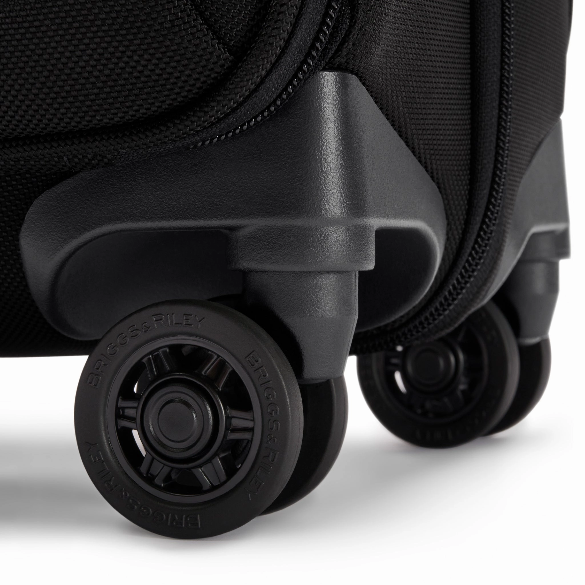 Briggs & Riley @Work 2.0 Medium Spinner Brief