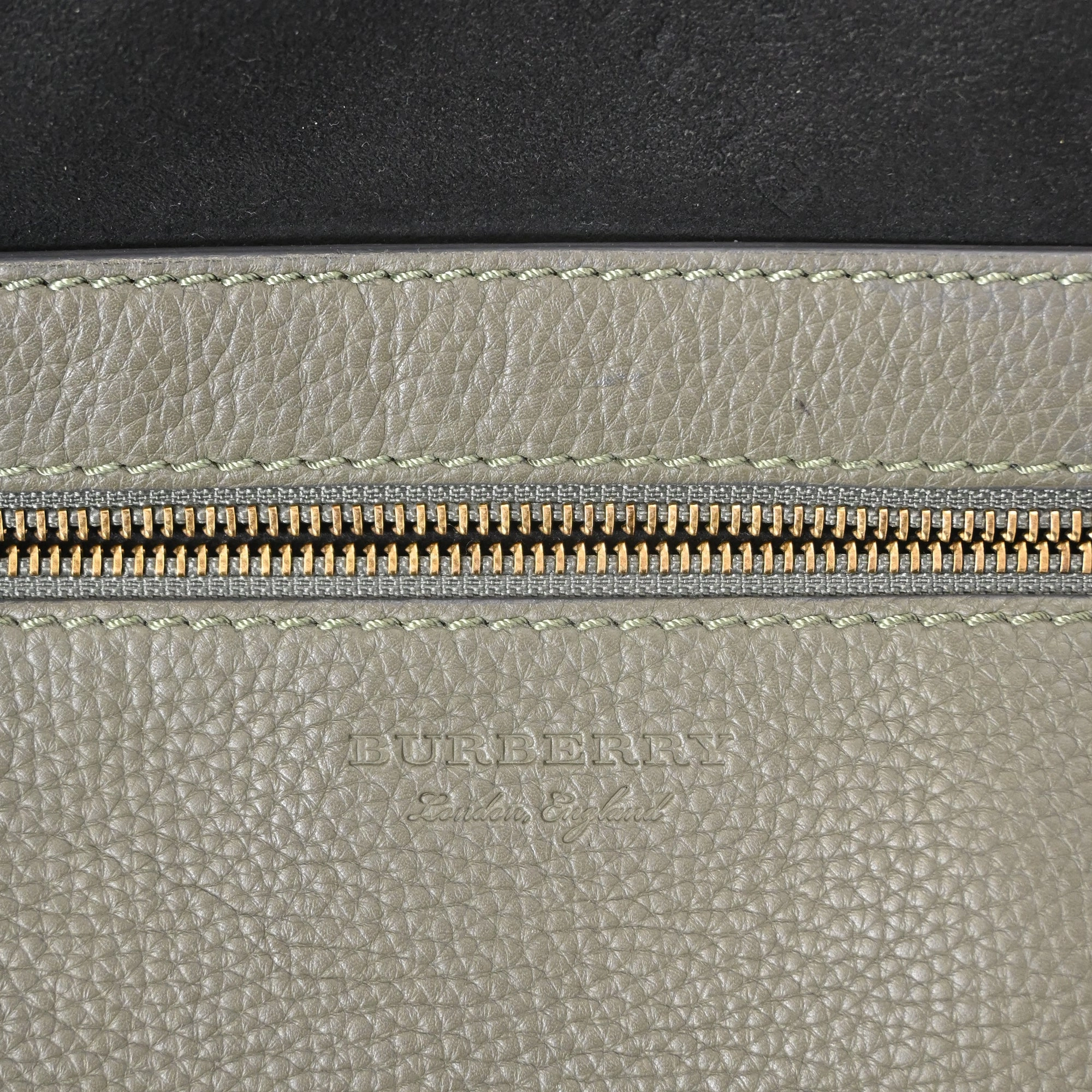 Burberry Large Remington Shopper Tote in Green Leather