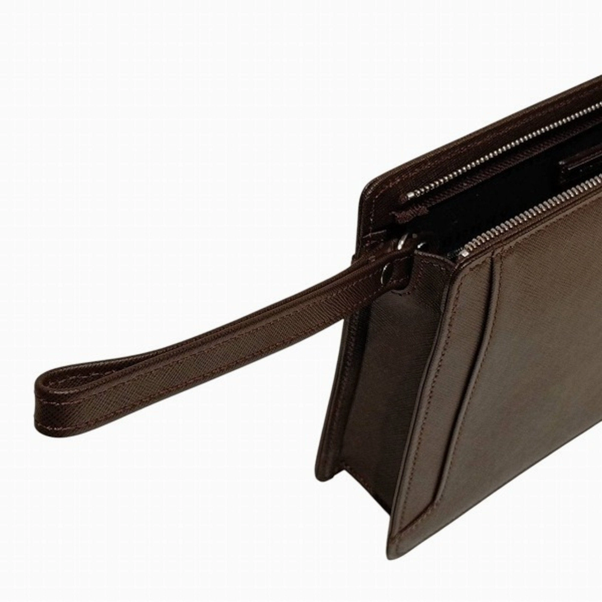Burberry Leather Clutch Bag (Pre-Owned)