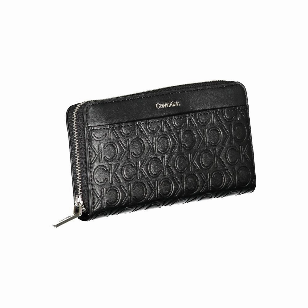 Calvin Klein Elegant Five-Compartment Designer Women's Wallet