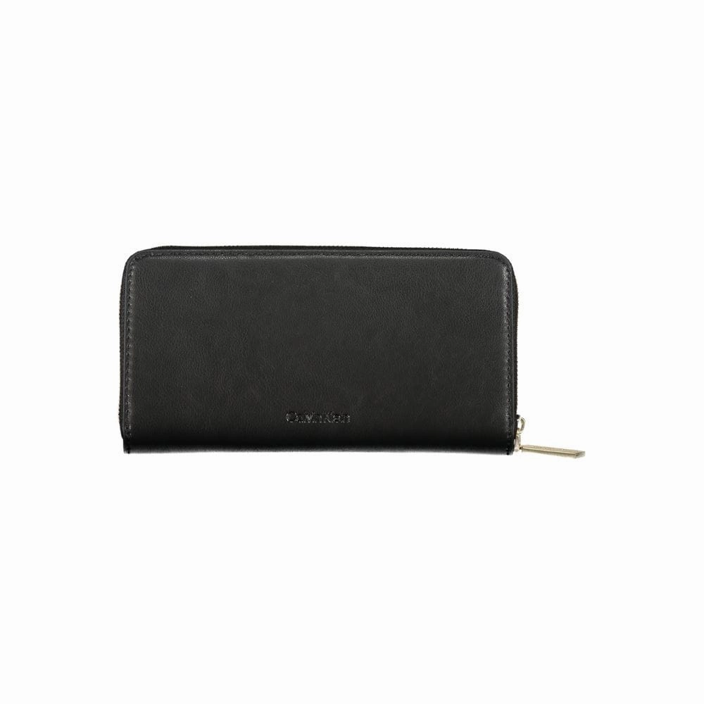 Calvin Klein Elegant Multi-Compartment Designer Women's Wallet