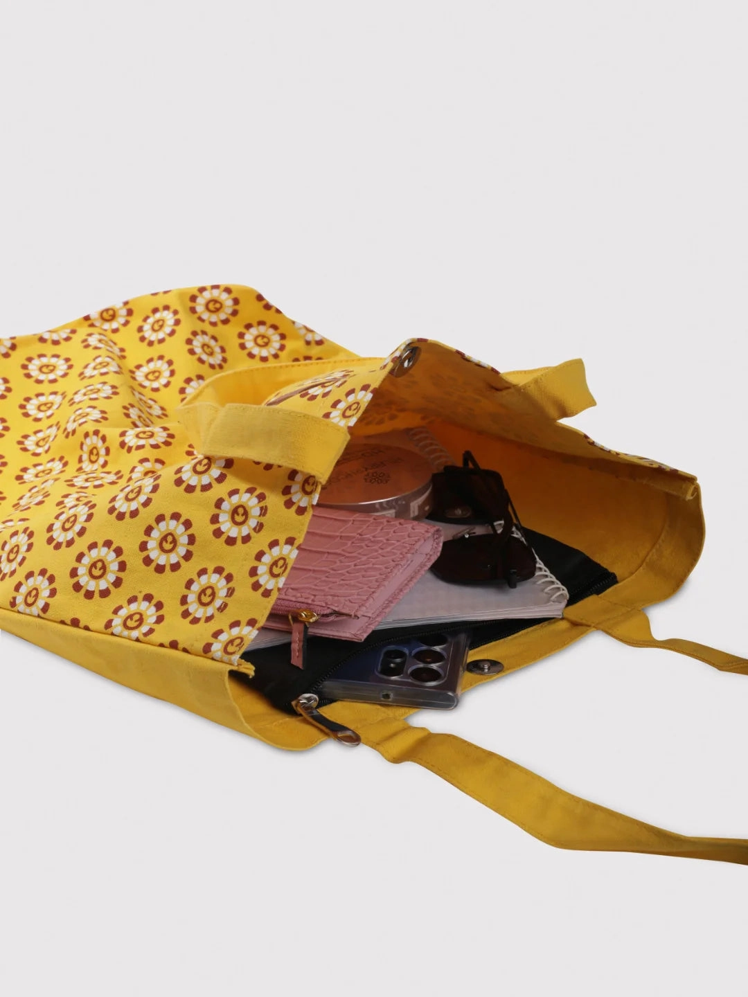 Caprese Vida Medium Yellow Tote Bag