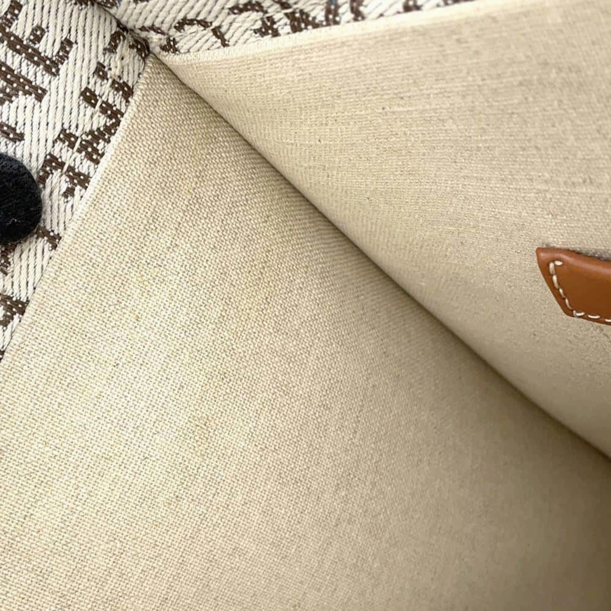 Celine Canvas Tote Bag (Pre-Owned)