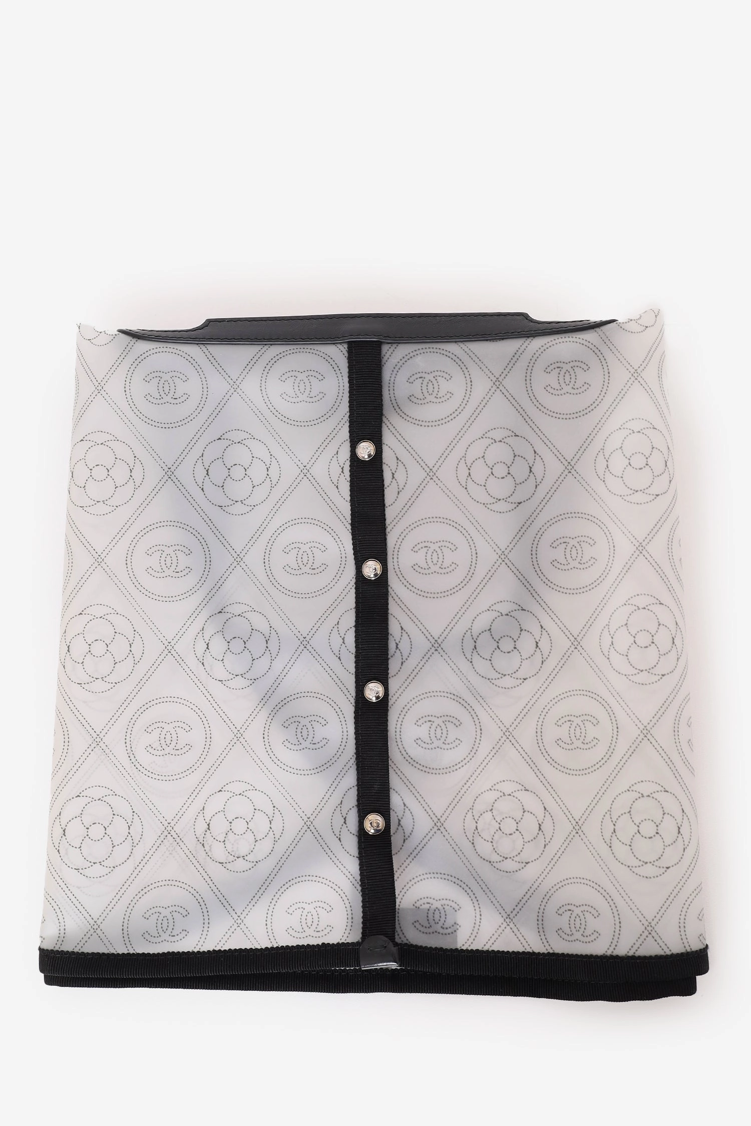 Chanel 18S White/Black CC Camellia Bag Raincoat