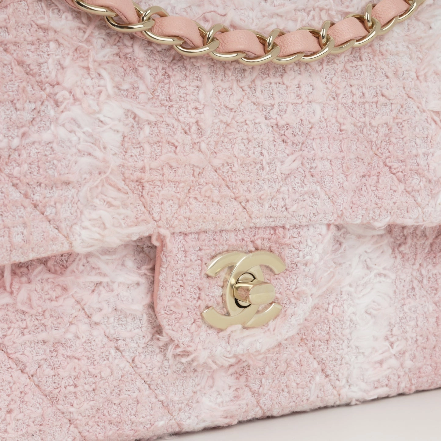 Chanel - Classic Flap Bag - Medium - Pink/White Tweed CGHW - Plaque Series - Pristine