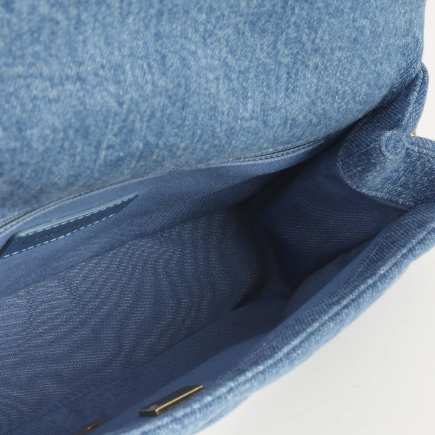 Chanel - Medium Denim Mood Flap - Blue Denim with Logo Print - AGHW - Pristine