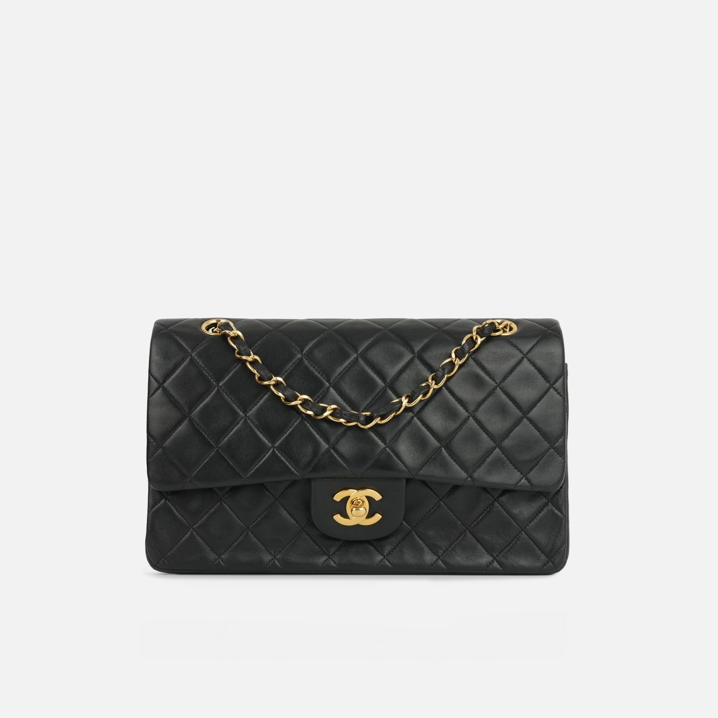 Chanel - Vintage Medium Classic Flap - Black Lambskin GHW - 1996 - Excellent Vintage Condition