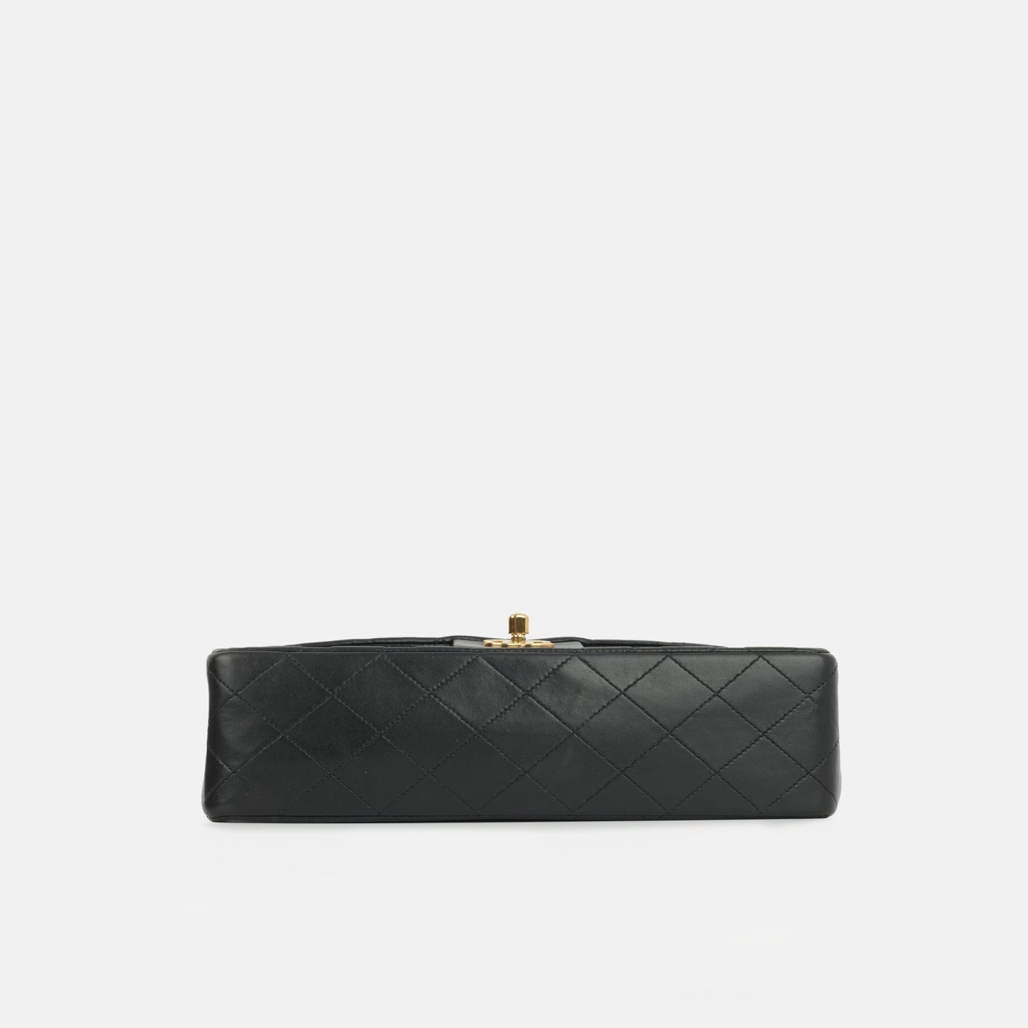 Chanel - Vintage Medium Classic Flap - Black Lambskin GHW - 1996 - Excellent Vintage Condition