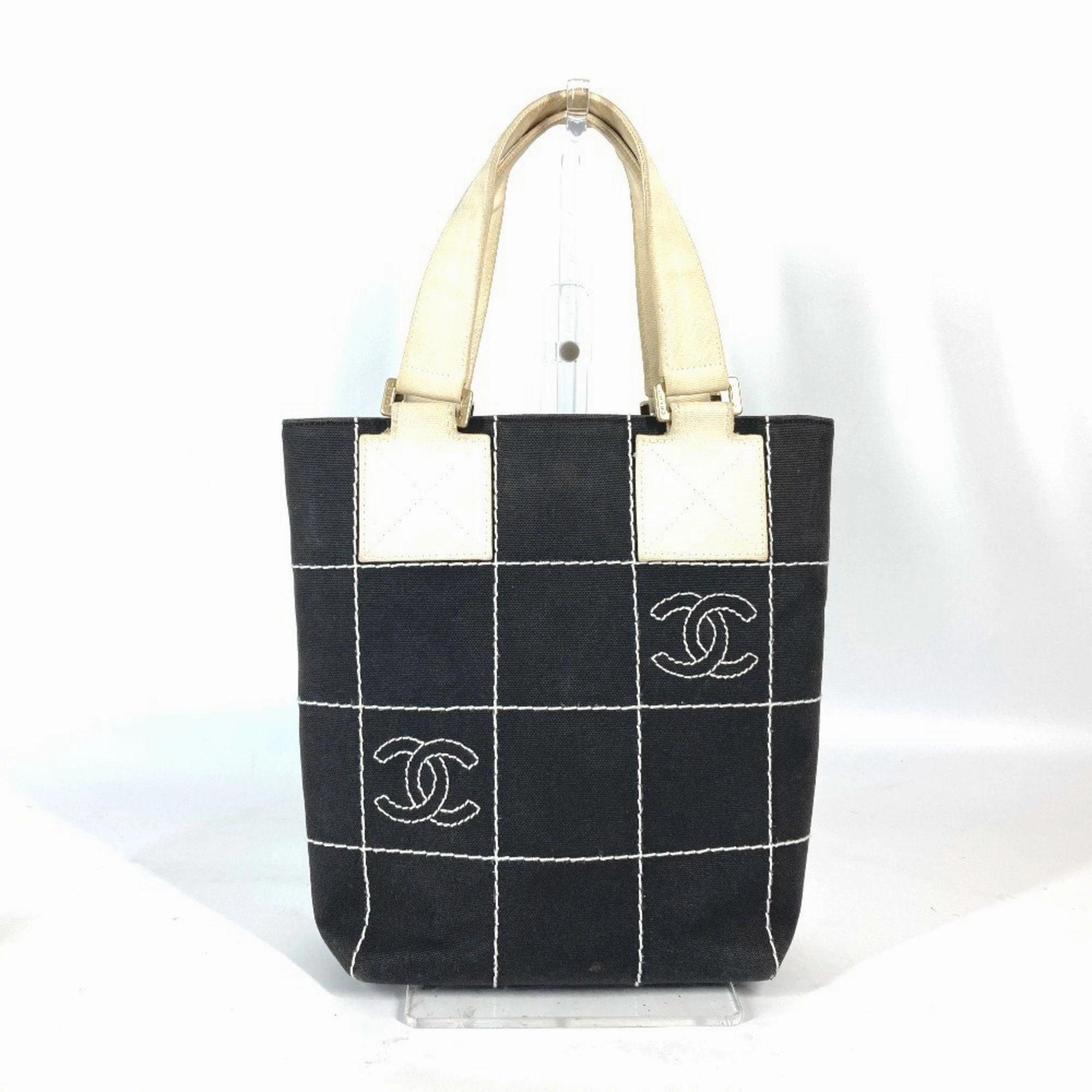 Chanel  Canvas Handbag Tote Bag (Pre-Owned)