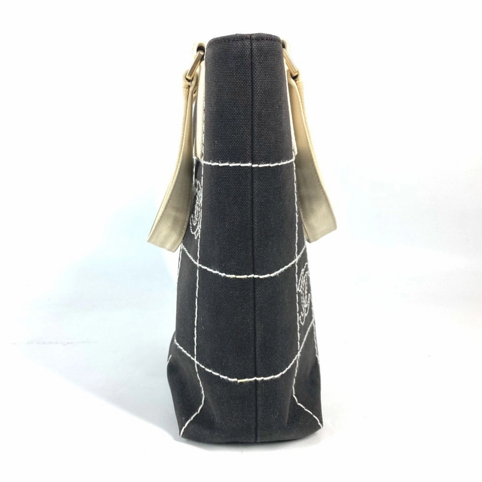 Chanel  Canvas Handbag Tote Bag (Pre-Owned)