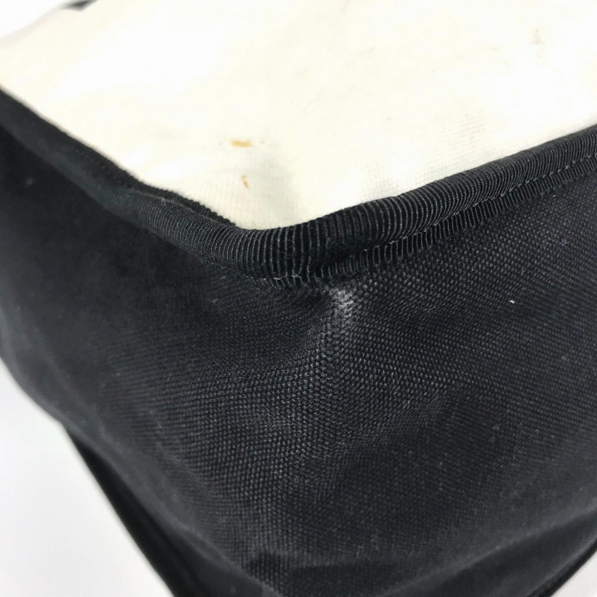 Chanel  Canvas Shoulder Bag Tote Bag (Pre-Owned)