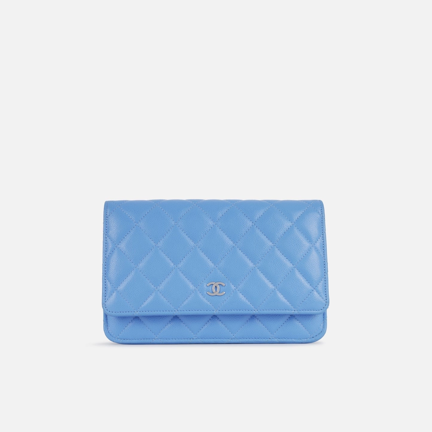 Chanel Chanel - Classic Wallet On Chain - Sky Blue Caviar SHW - Pre-Loved
