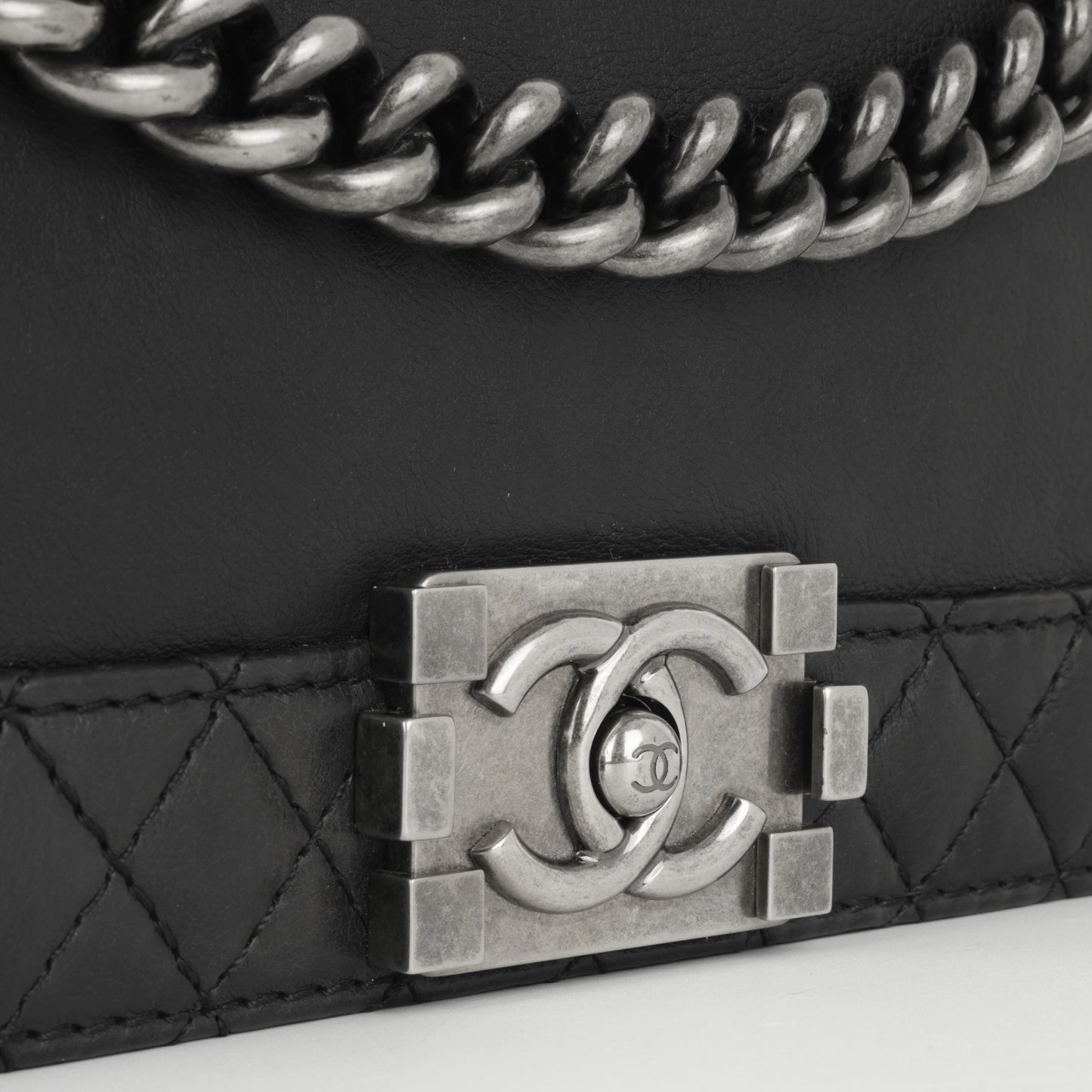 Chanel Chanel - Old Medium Boy Bag Reverso - Black Lambskin RHW - 2014- Pre-Loved