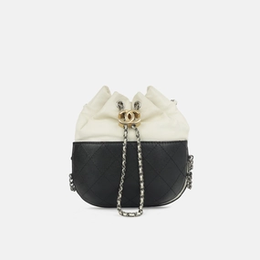 Chanel Chanel - Small Gabrielle Bucket Bag- White/Black Calfskin MHW - 2018 - Pre Loved