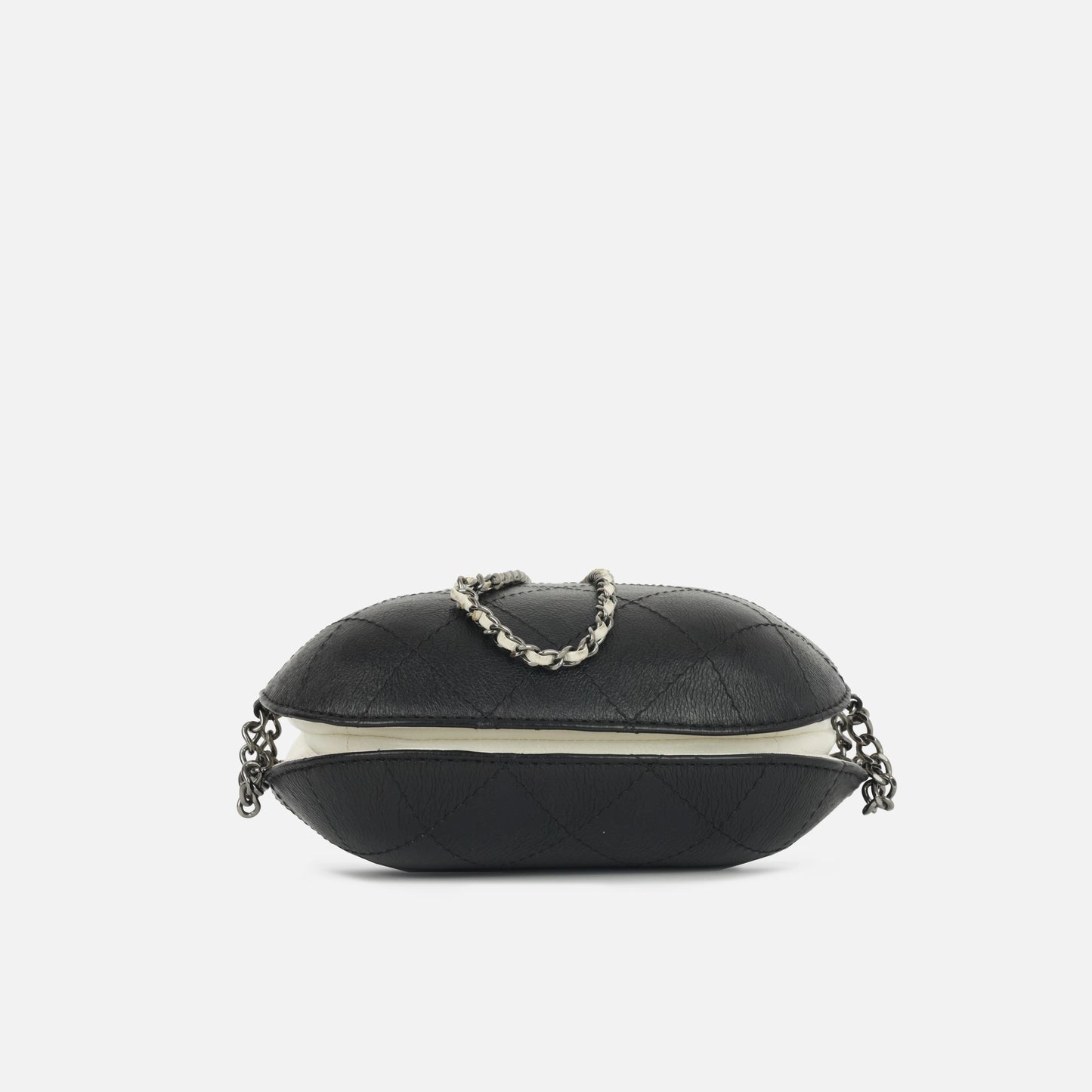Chanel Chanel - Small Gabrielle Bucket Bag- White/Black Calfskin MHW - 2018 - Pre Loved