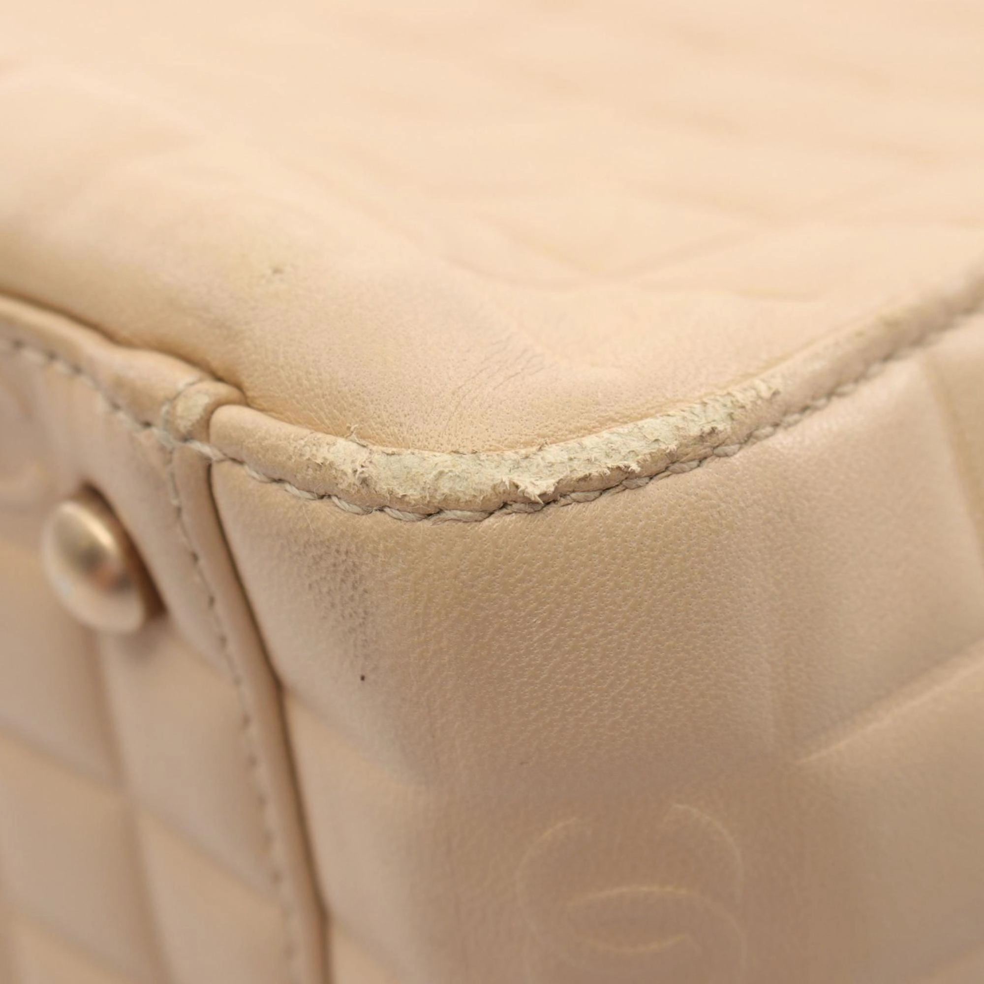 Chanel Chocolate Bar Leather Tote Bag (Pre-Owned)