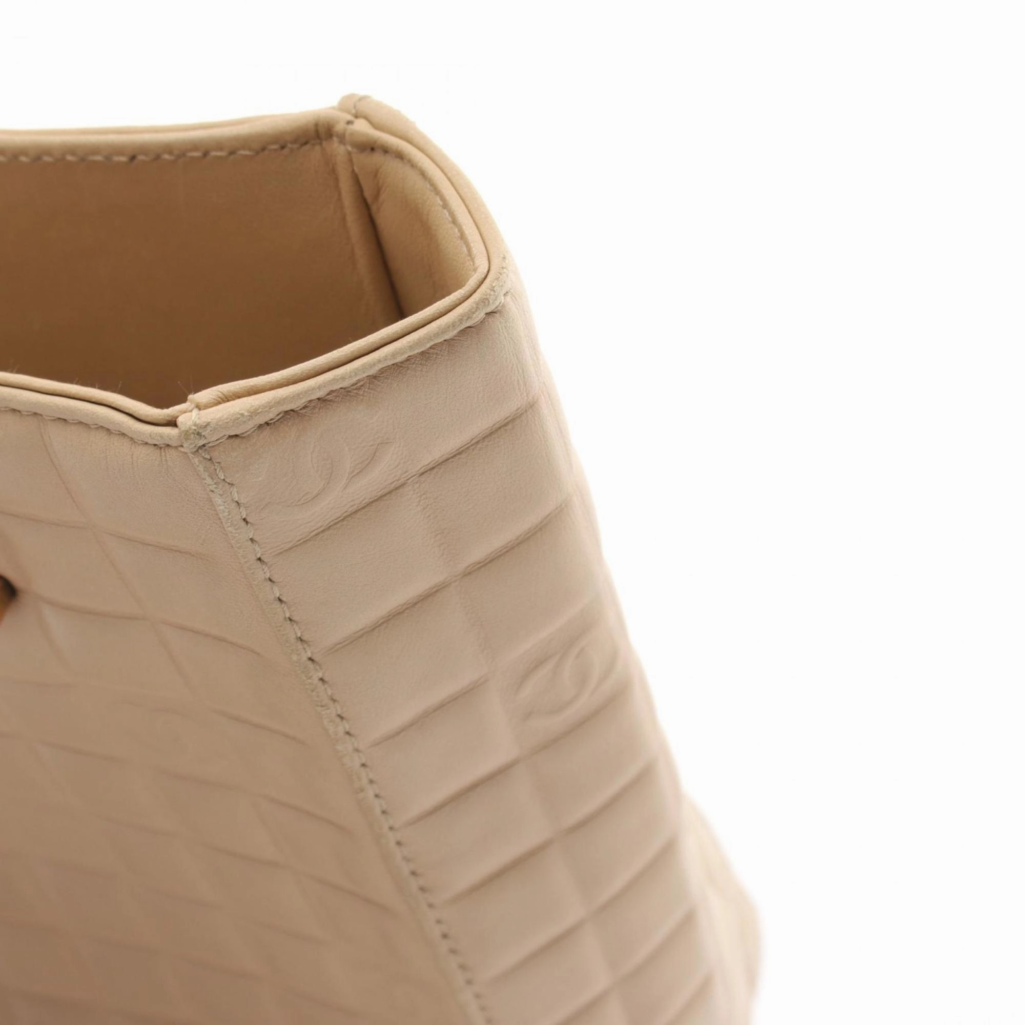 Chanel Chocolate Bar Leather Tote Bag (Pre-Owned)