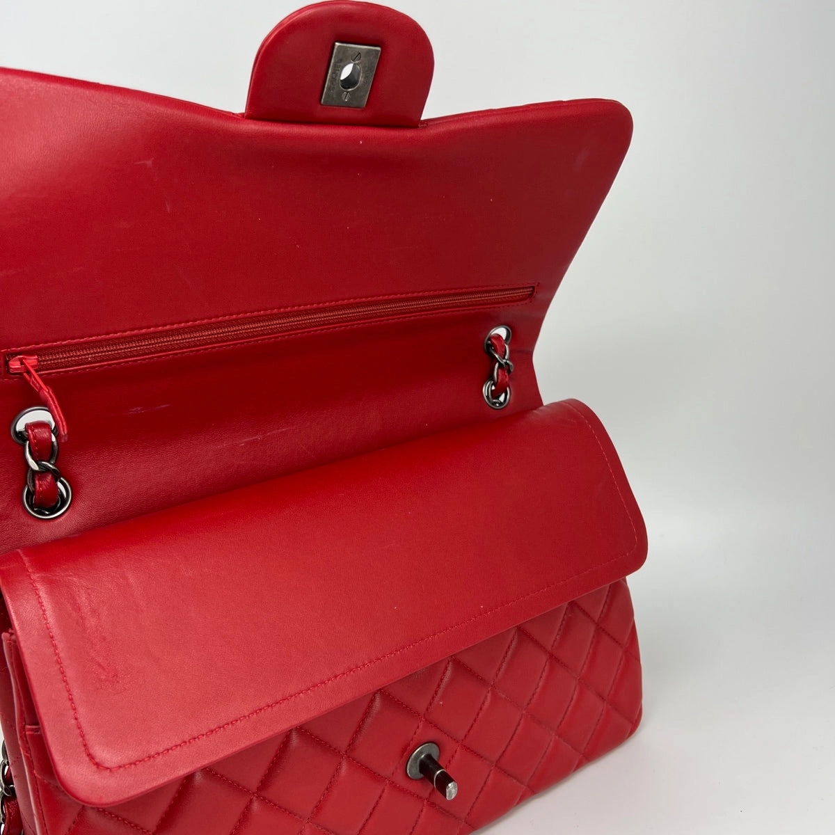 Chanel Classic Jumbo Double Flap Bag