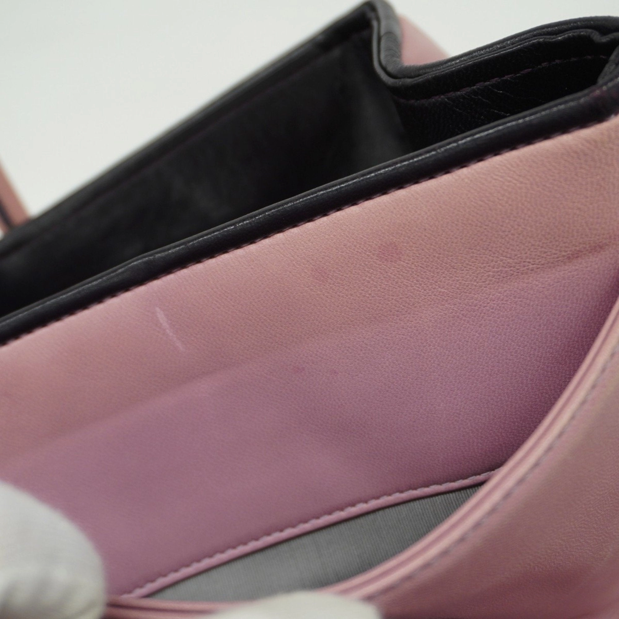 Chanel Executive Leather Tote Bag (Pre-Owned)