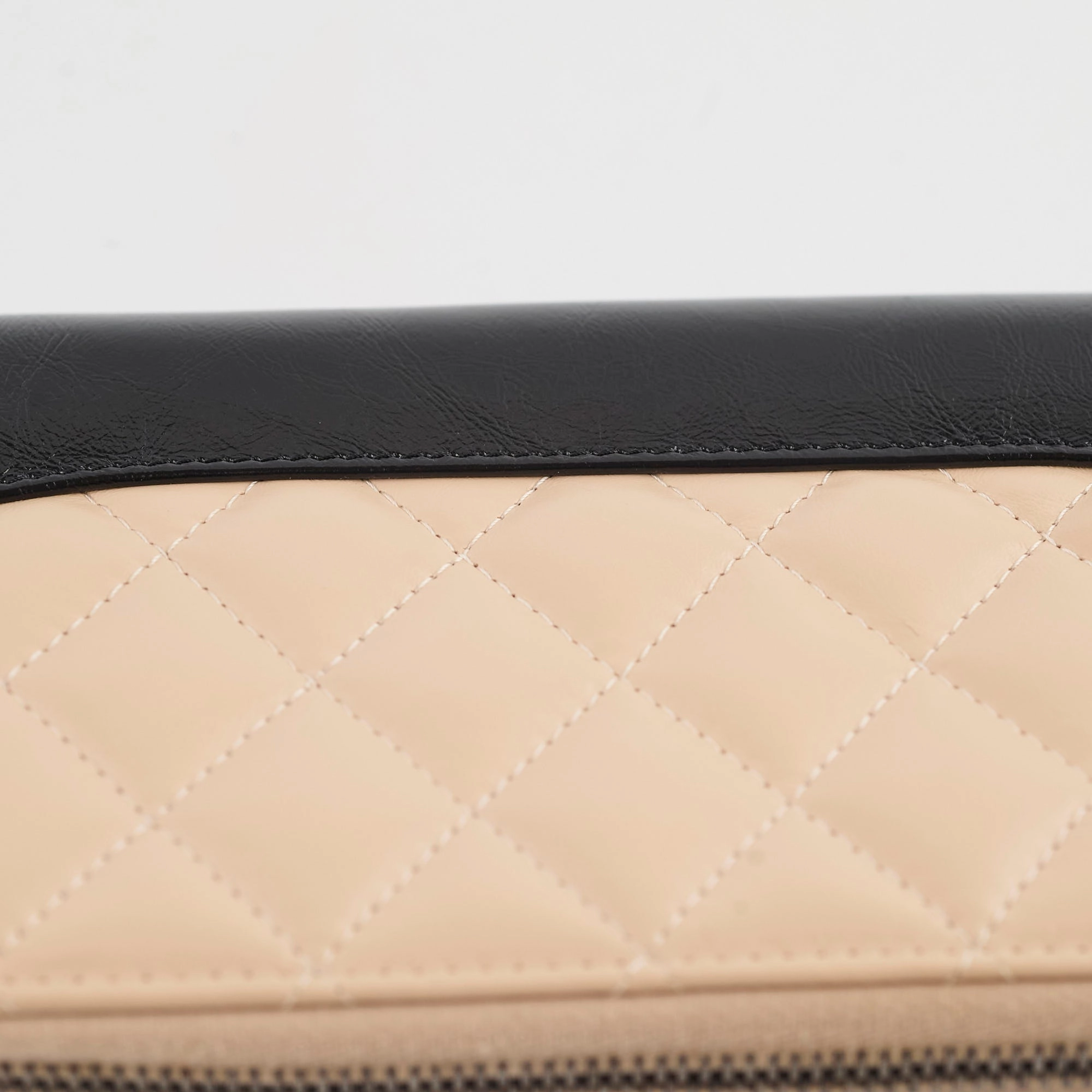 Chanel Gabrielle Zippy Wallet Beige/Black