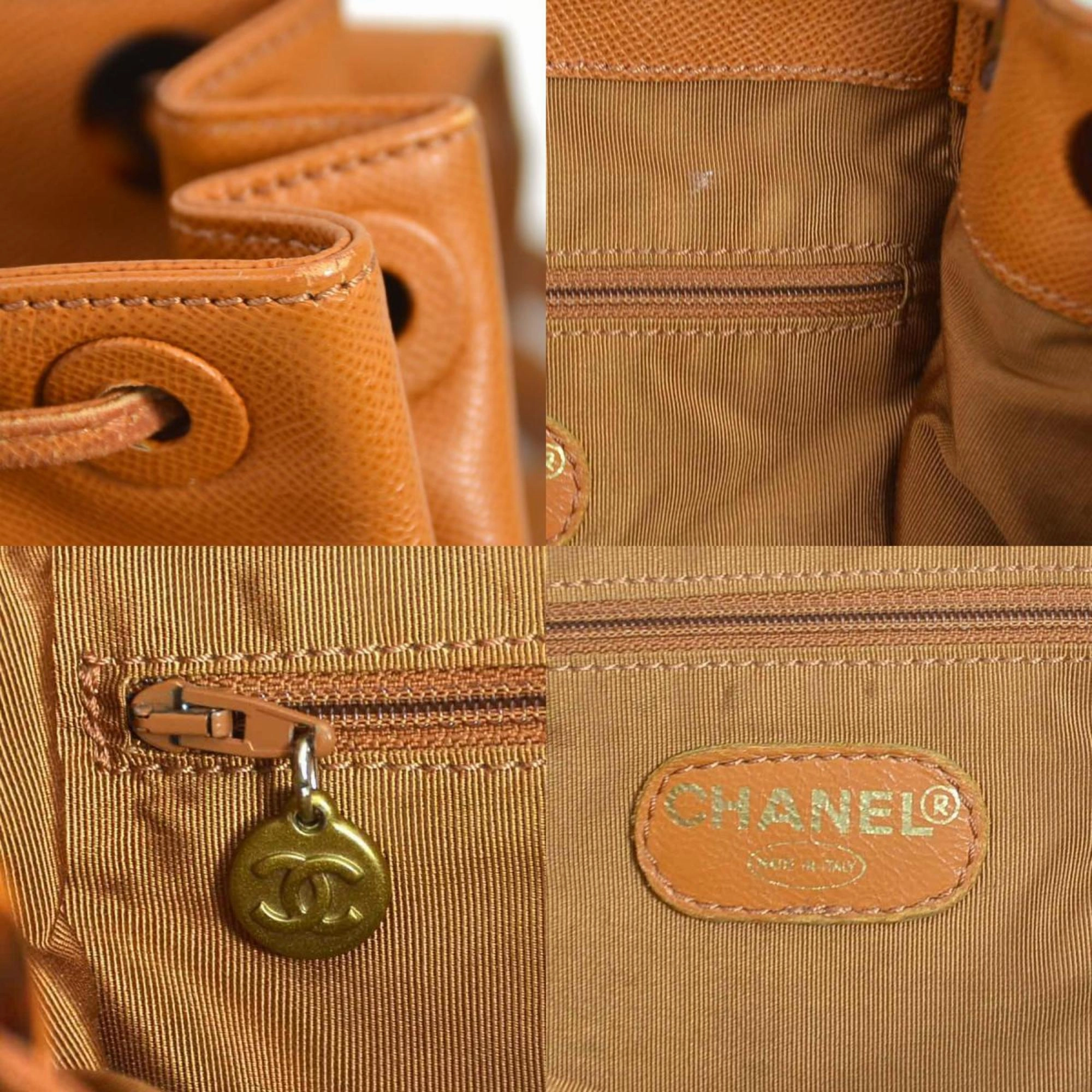Chanel Leather Backpack (Pre-Owned)