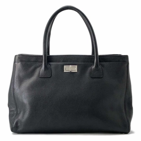 Chanel Leather Pouch Tote Bag (Pre-Owned)