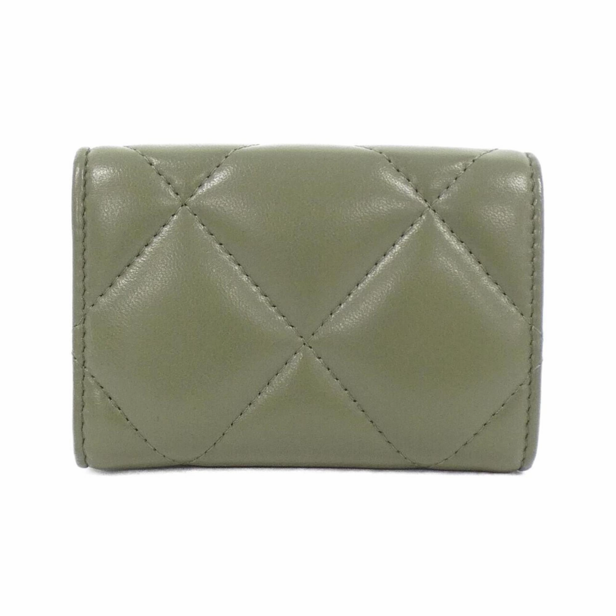 Chanel Leather Wallet (Tri-Fold) (Pre-Owned)