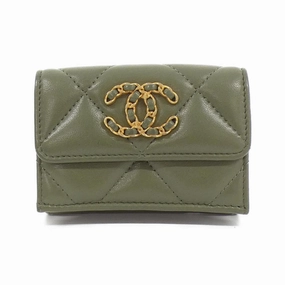 Chanel Leather Wallet (Tri-Fold) (Pre-Owned)