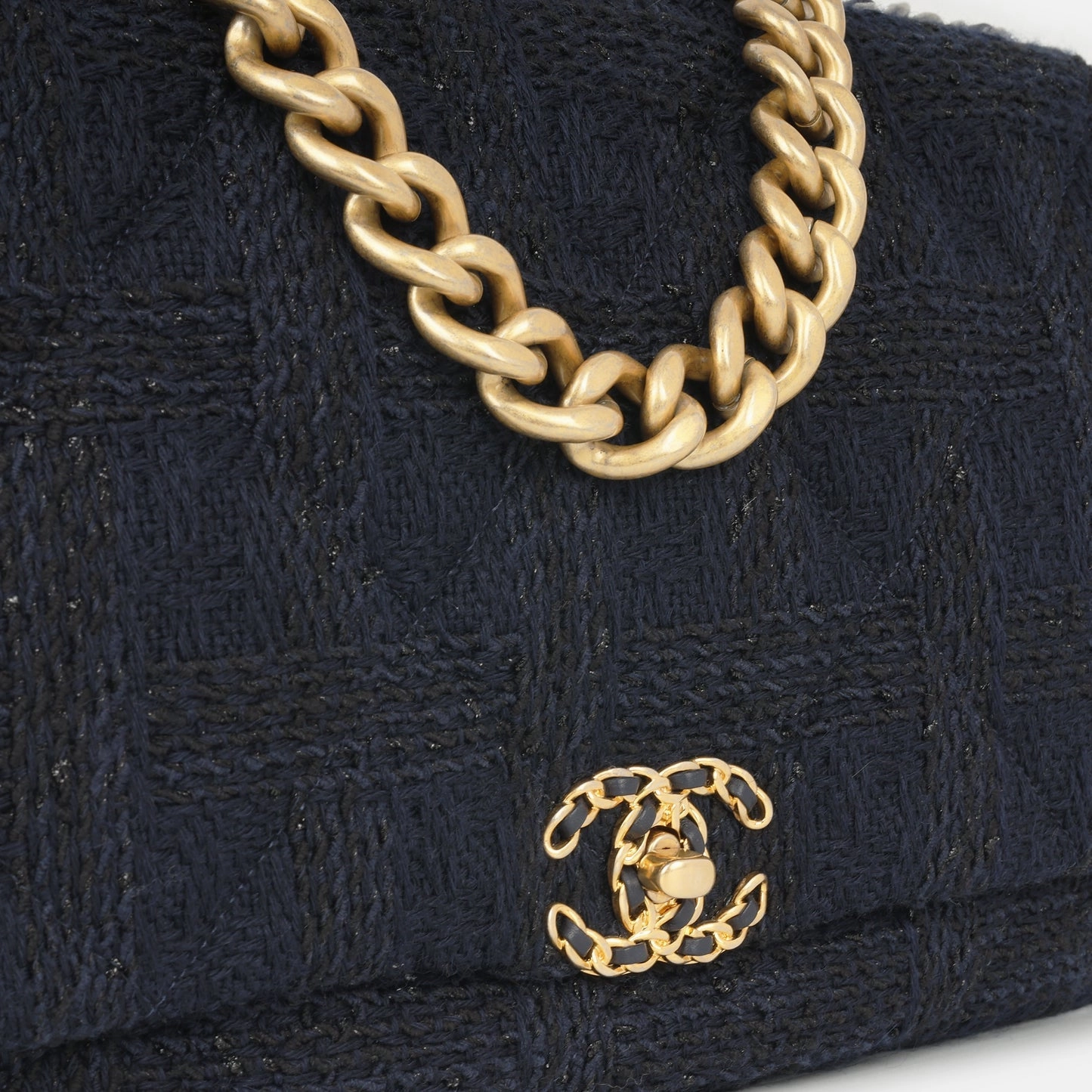 Chanel Maxi 19 Flap Bag Navy Tweed MHW