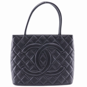 Chanel Medaillon Leather Tote Bag (Pre-Owned)