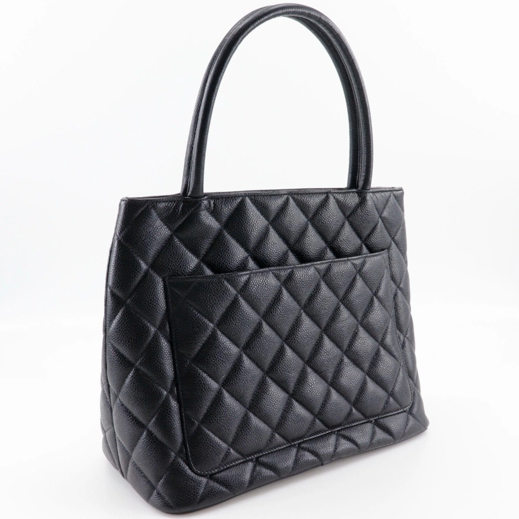 Chanel Medaillon Leather Tote Bag (Pre-Owned)