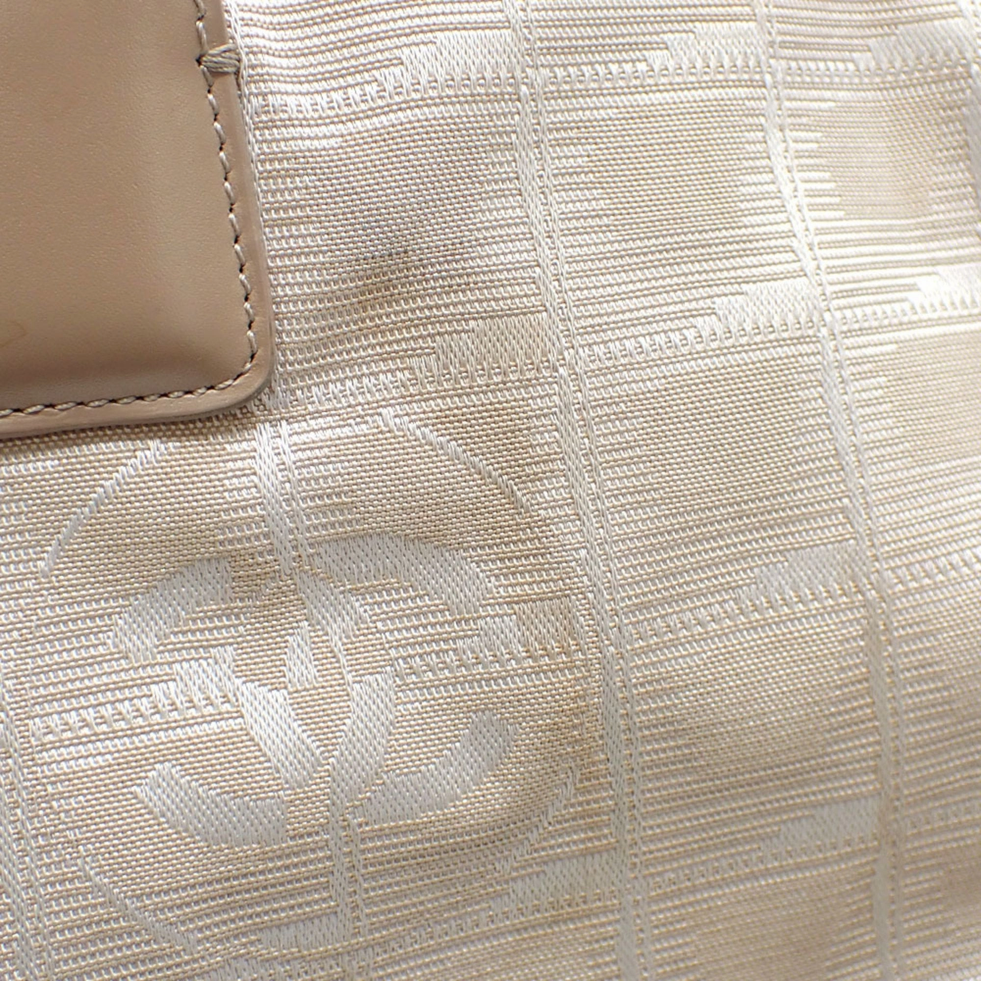 Chanel New Travel Line Leather Tote Bag (Pre-Owned)
