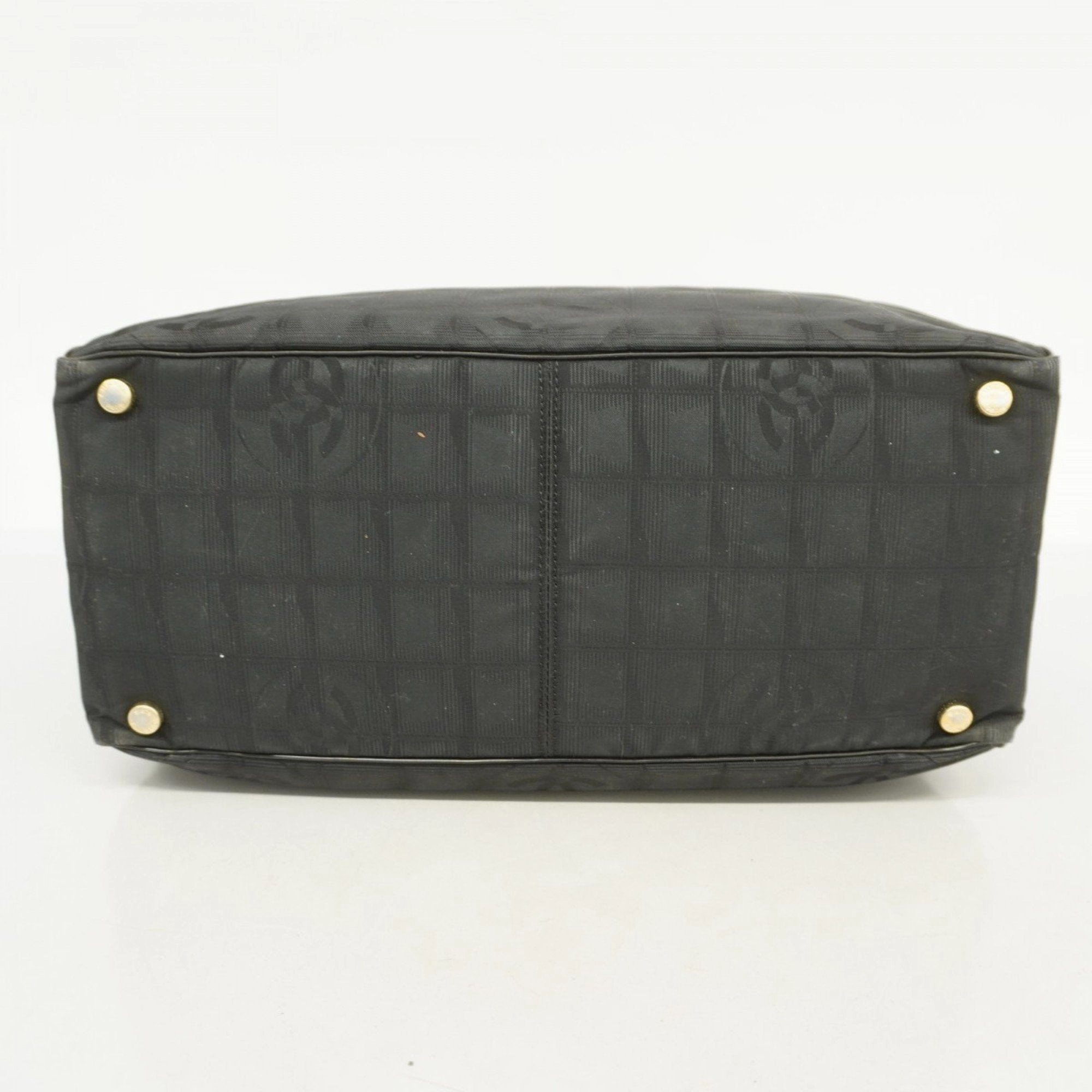 Chanel Nylon Tote Bag (Pre-Owned)