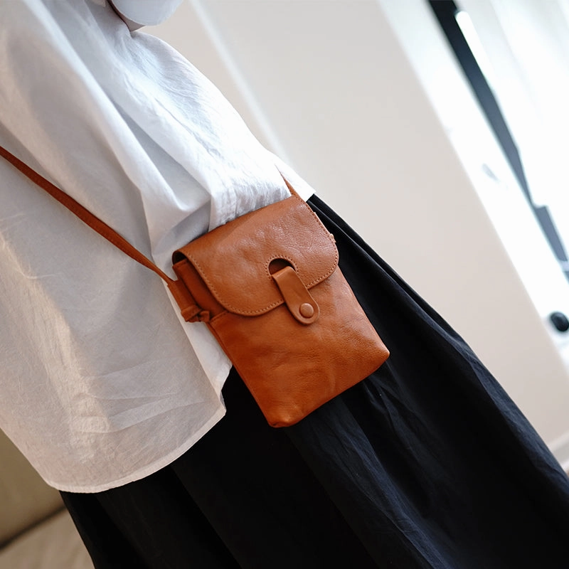 Classic Black Leather Small Phone Shoulder Bag Women Vertical Crossbody Bag for Women