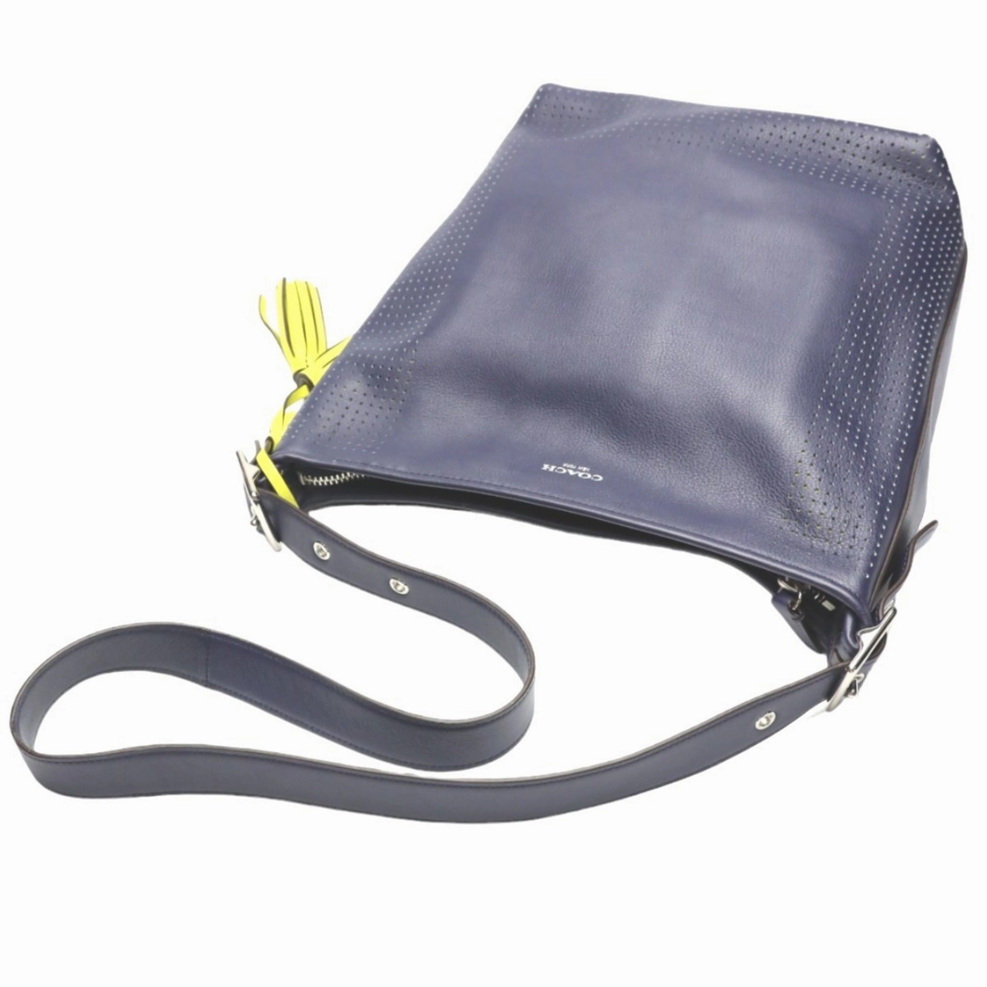 Coach  Leather Shoulder Bag (Pre-Owned)