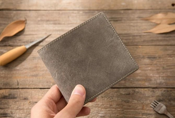 Cool Leather Mens Gray Small Wallet Bifold Vintage Slim billfold Wallet for Men