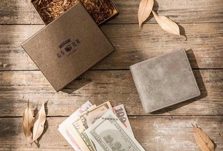 Cool Leather Mens Gray Small Wallet Bifold Vintage Slim billfold Wallet for Men