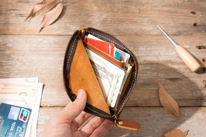 Cool Leather Mens Small Front Pocket Wallet Vintage billfold Wallets for Men
