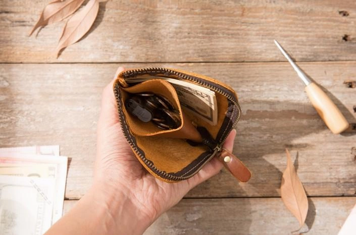Cool Leather Mens Small Front Pocket Wallet Vintage billfold Wallets for Men