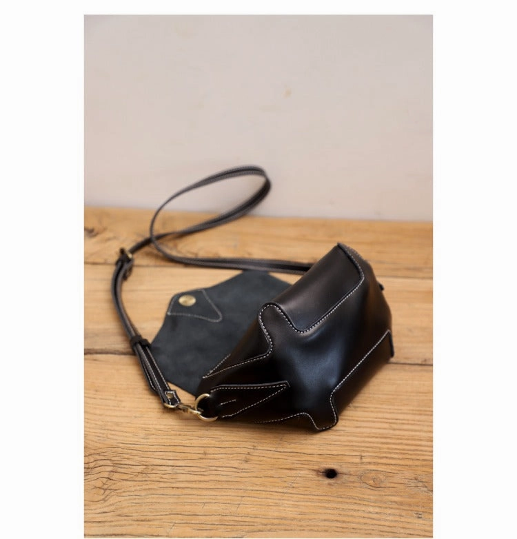 Cute Black LEATHER WOMEN Small SHOULDER BAG Handmade Small Crossbody Purse FOR WOMEN