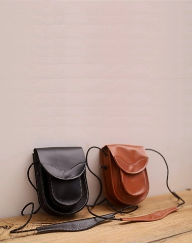 Cute LEATHER Saddle Side Bag WOMEN Black SHOULDER BAG Small Crossbody Purse FOR WOMEN