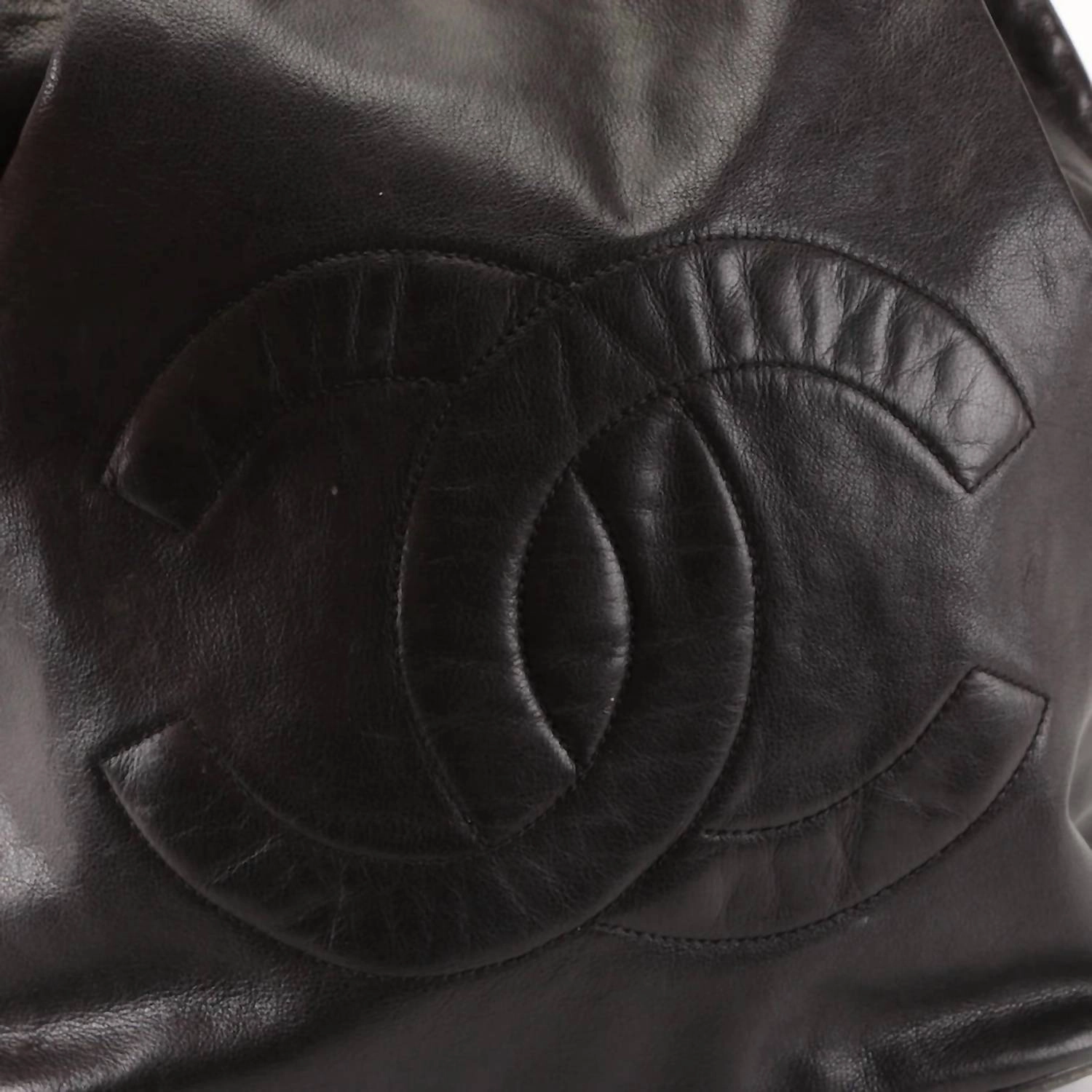 Drawstring Sling Backpack In Black