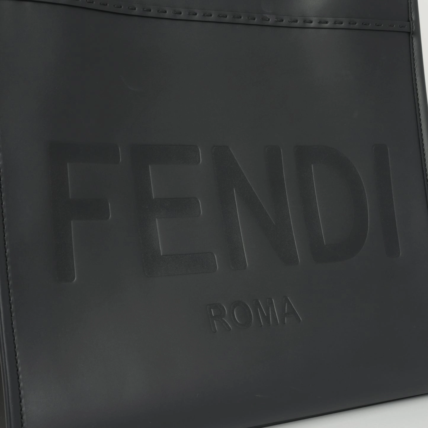 Fendi Fendi - Medium Sunshine Tote - Black Calfskin GHW - Pre Loved