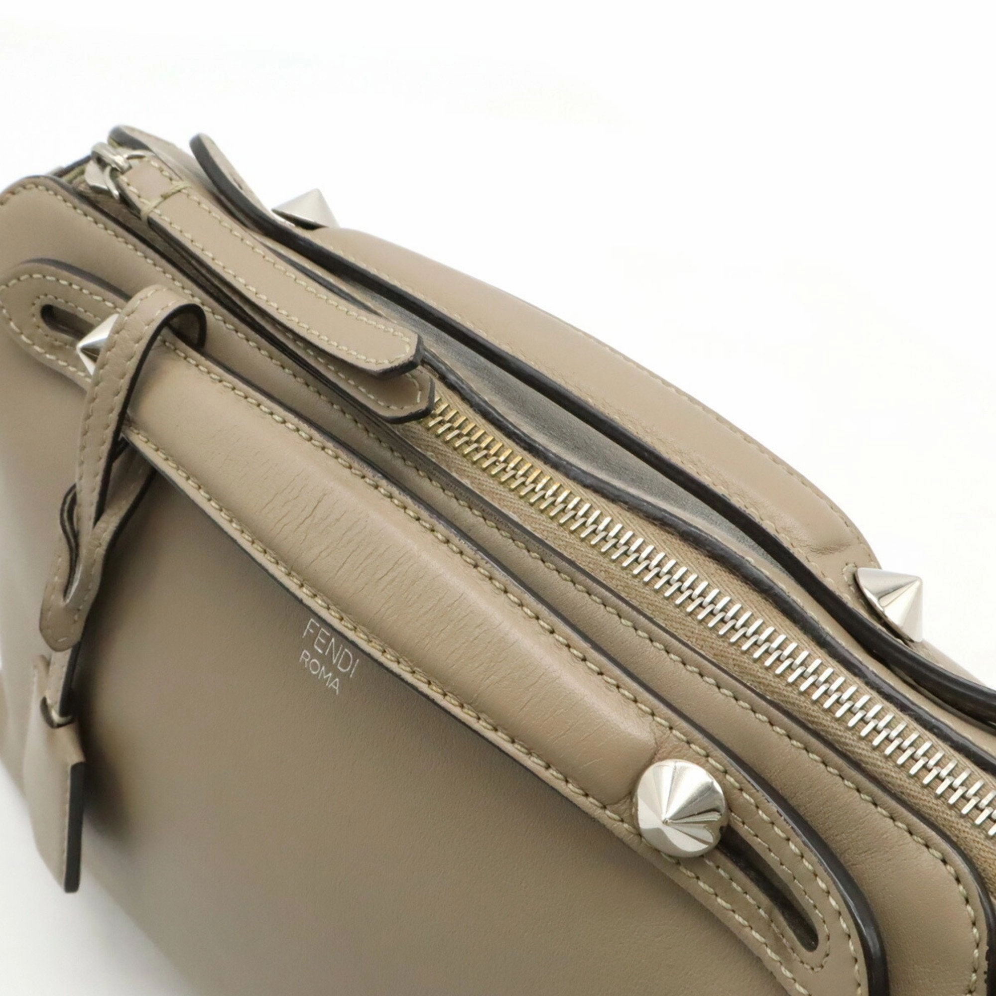 Fendi Leather Handbag Shoulder Bag (Pre-Owned)